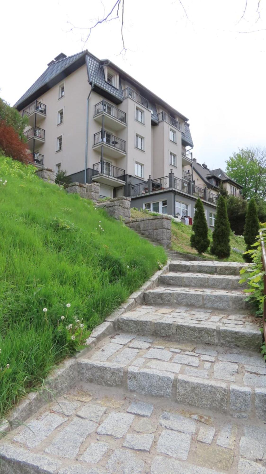 Dziesiatka Apartment ชกลาร์สกา ปอเรมบา ภายนอก รูปภาพ